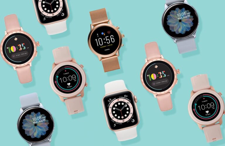 Smartwatches for Women: Merging Technology with Timeless Elegance